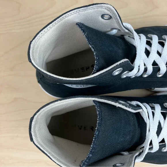 Converse Women’s Size 10.0 All Star Chuck Taylor Hi Platform Shoes Black & White - Picture 9 of 11